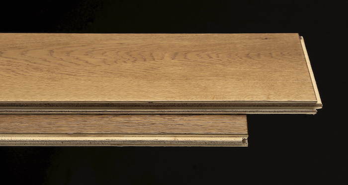 Barn Golden Smoked Oak Brushed & Lacquered Engineered Wood Flooring - Descriptive 1