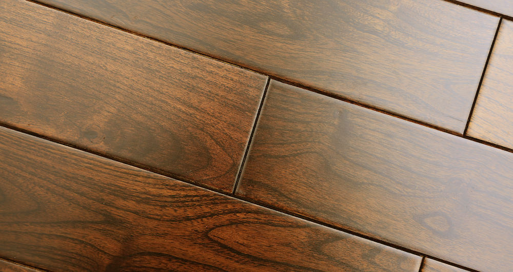 Pacific Mahogany Burgundy Lacquered Solid Wood Flooring - Descriptive 5