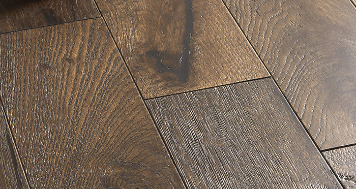 Studio Coffee Oak Brushed & Lacquered Engineered Wood Flooring - Descriptive 4