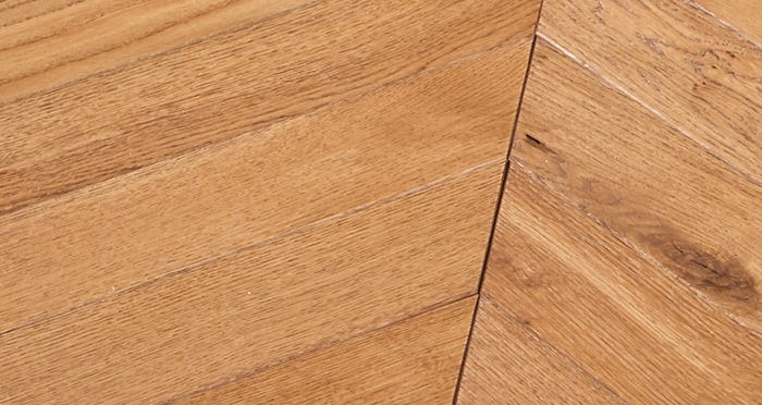 Park Avenue Chevron Cinnamon Oak Brushed & Oiled Solid Wood Flooring - Descriptive 2