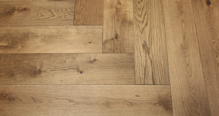 Prestige Herringbone Georgian Oak Oiled Engineered Wood Flooring - Descriptive 4