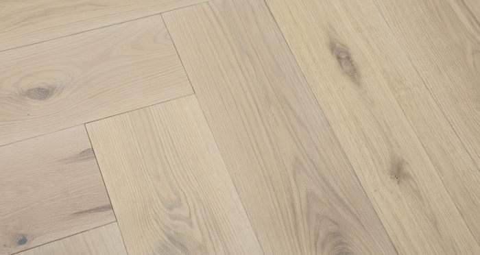 Prestige Herringbone Frosted Oak Oiled Engineered Wood Flooring - Descriptive 4