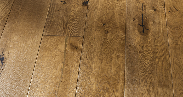 Grand Imperial Golden Smoked Oak Brushed & Lacquered Engineered Wood Flooring - Descriptive 2