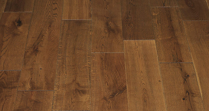 Golden Rustic Heritage Oak Brushed & Lacquered Solid Wood Flooring - Descriptive 4