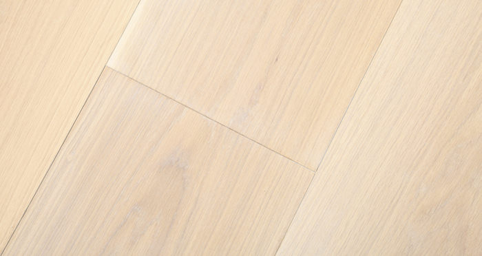 Supreme Frosted Oak Brushed & Oiled Engineered Wood Flooring - Descriptive 4