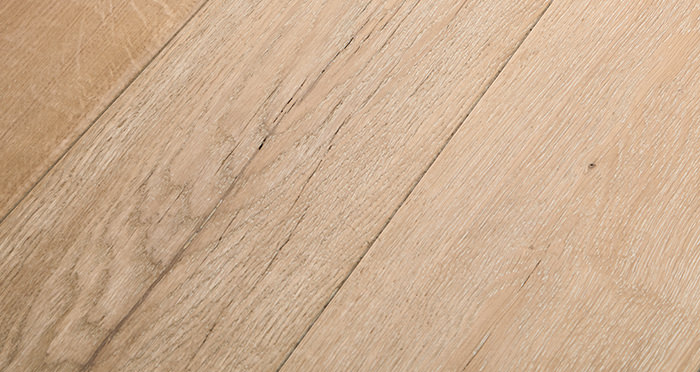 Old Sandstone Oak Engineered Wood Flooring - Descriptive 1