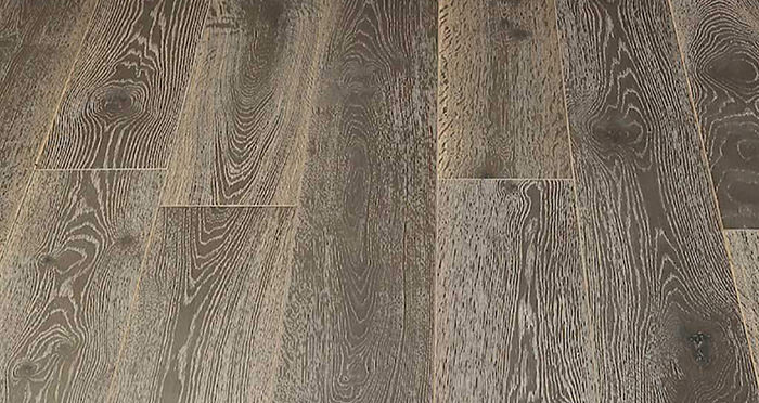 Whitewashed Luxury Platinum Oak Engineered Wood Flooring - Descriptive 5