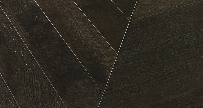 Cambridge Chevron Vintage Oak Brushed & Lacquered Engineered Wood Flooring - Descriptive 1