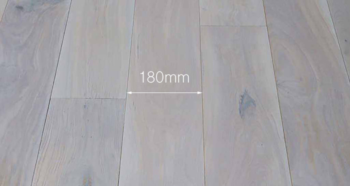 Luxury Frosted Oak Solid Wood Flooring - Descriptive 3