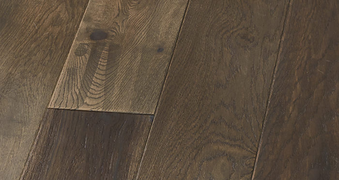 Manhattan Cellar Oak Brushed & Lacquered Engineered Wood Flooring - Descriptive 8