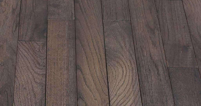 Classic Oak Espresso Brushed & Oiled Solid Wood Flooring - Descriptive 2